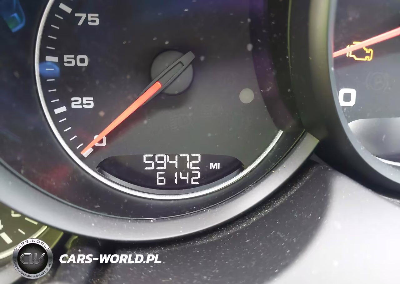 2018 Porsche Cayenne Platinum Edition VIN:WP1AA2A24JKA01069 - 16
