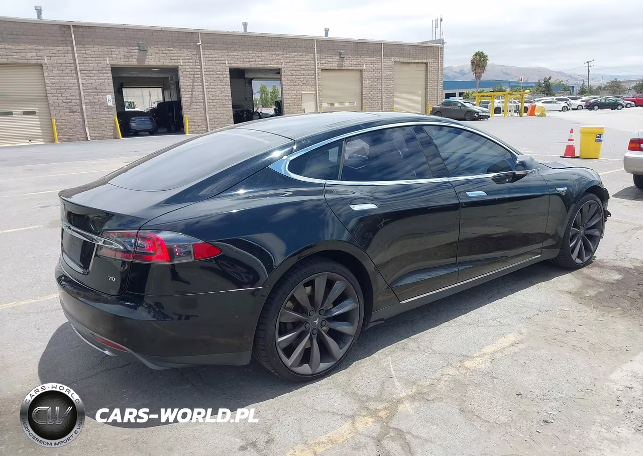 2016 Tesla Model S 60-70-75-85 VIN:5YJSA1E14GF130341 - 4