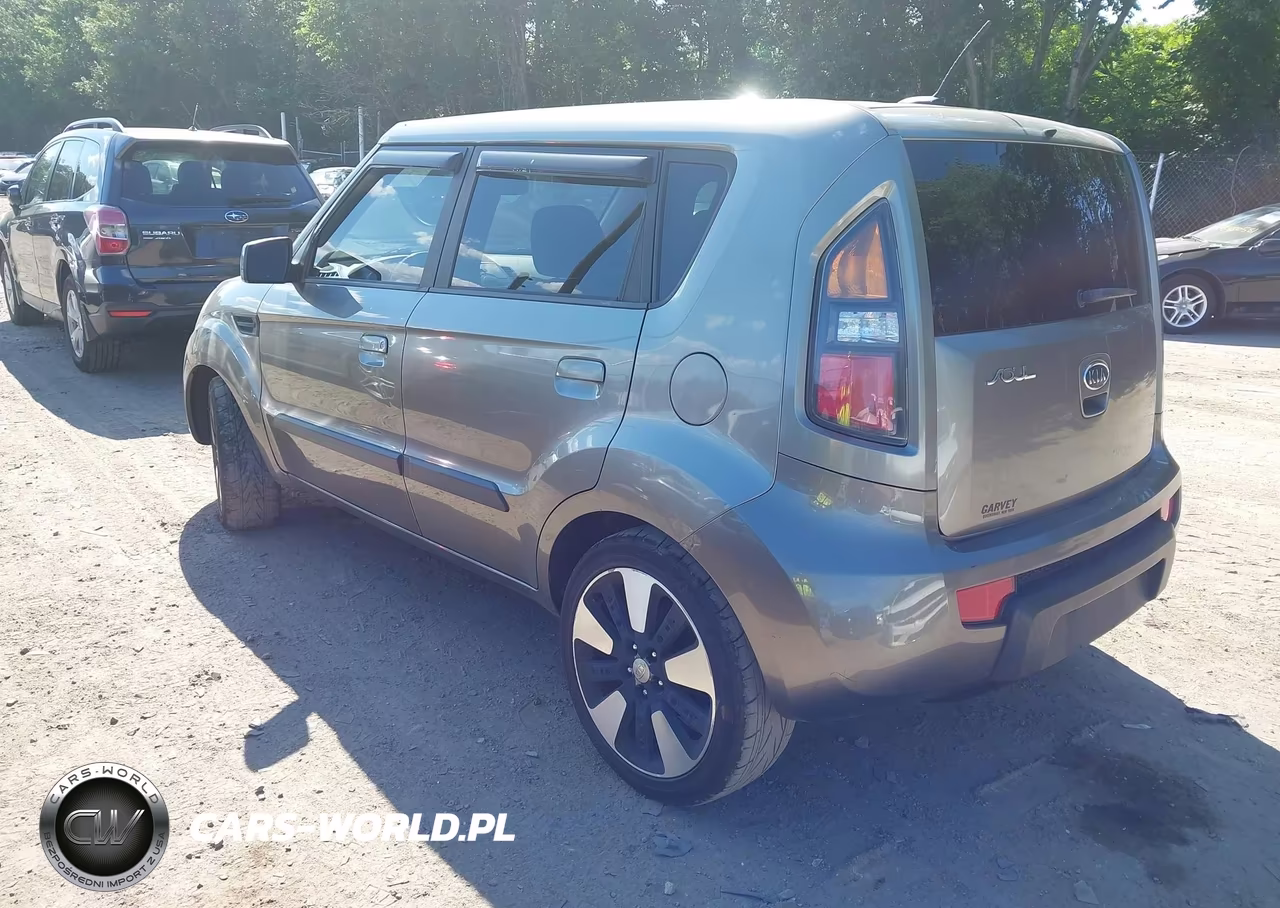 2010 Kia Soul ! VIN:KNDJT2A24A7137359 - 3