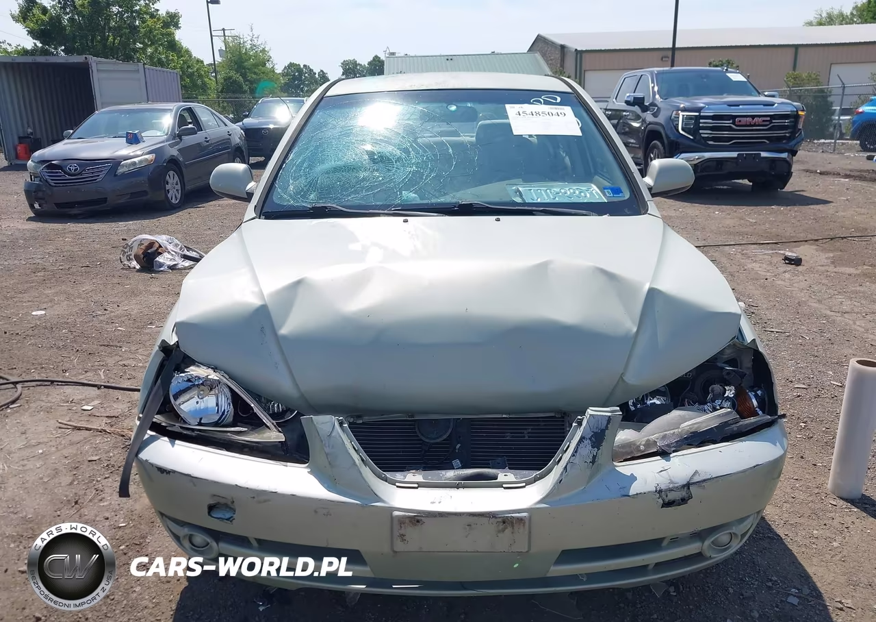 2004 Hyundai Elantra Gls-Gt VIN:KMHDN46D84U770235 - 12