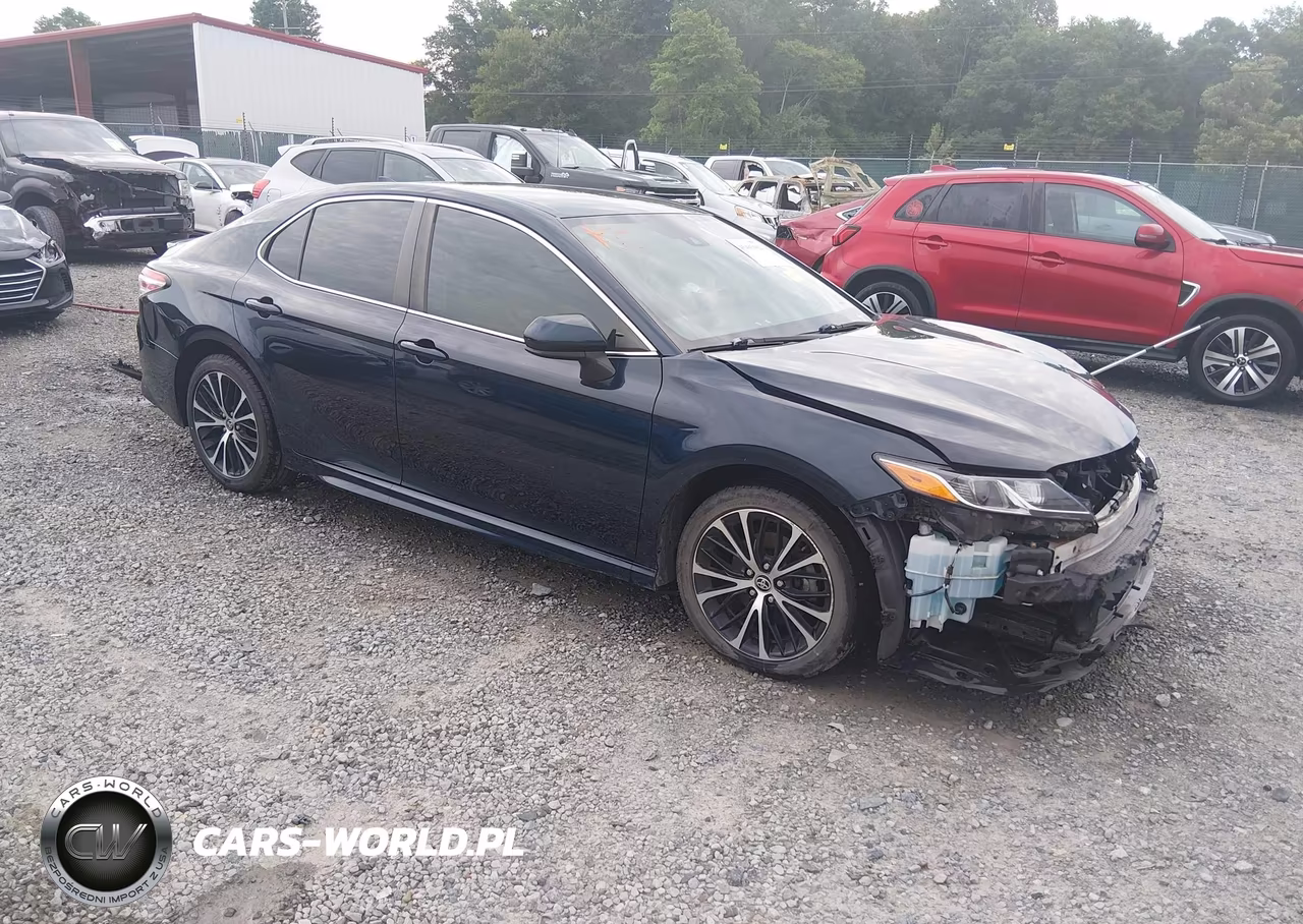 2020 Toyota Camry Se – zdjęcie 1 z 17