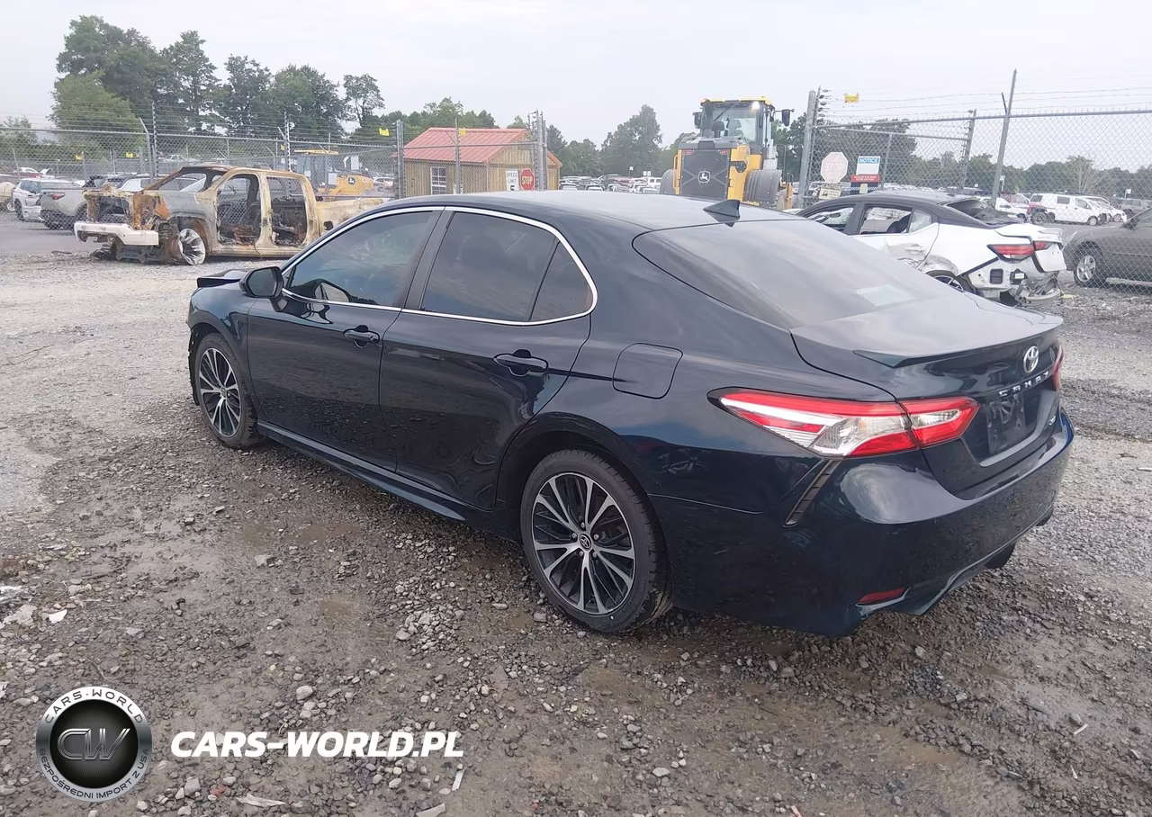 2020 Toyota Camry Se VIN:4T1G11AK1LU981725 - 3