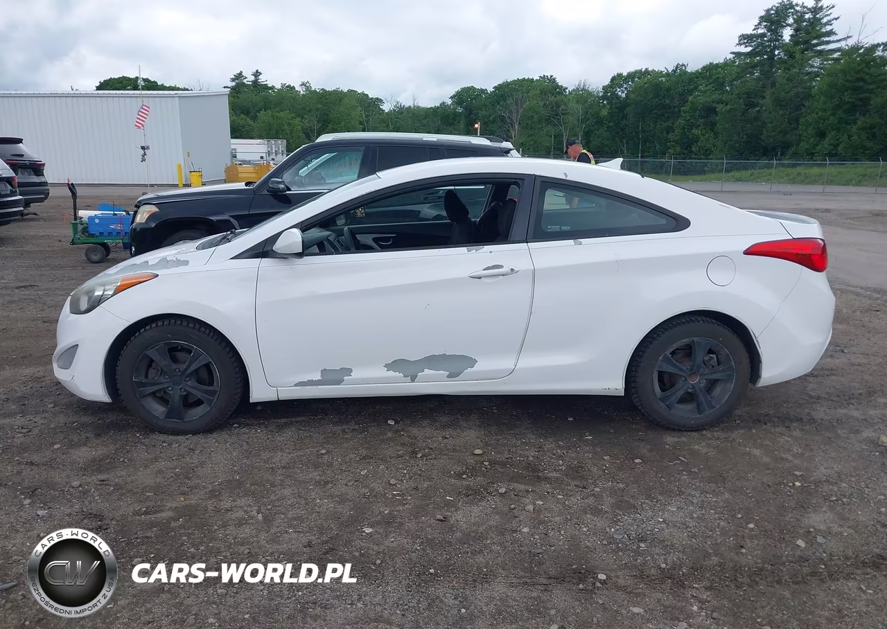 2013 Hyundai Elantra Gs VIN:KMHDH6AE1DU004883 - 14