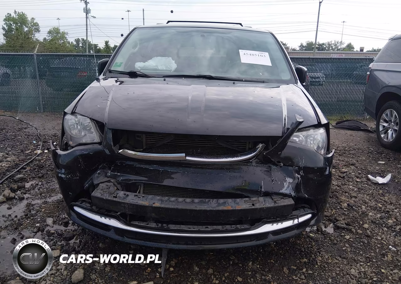 2016 Chrysler Town & Country Lx VIN:2C4RC1AG7GR253087 - 13