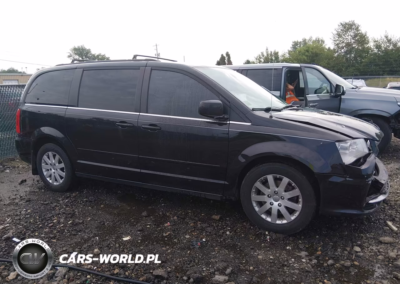2016 Chrysler Town & Country Lx VIN:2C4RC1AG7GR253087 - 14