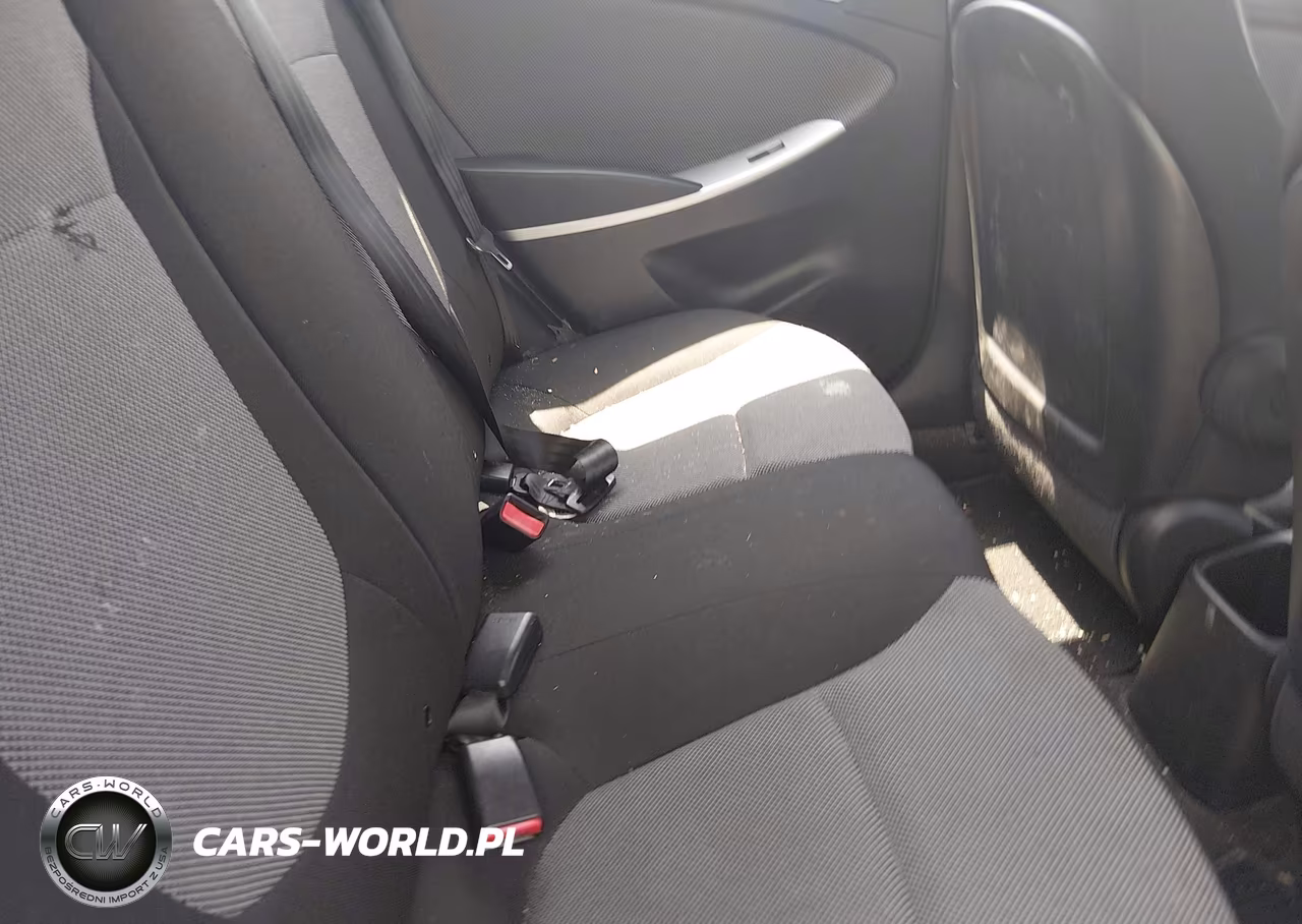 2012 Hyundai Accent Gs VIN:KMHCT5AE1CU044075 - 8