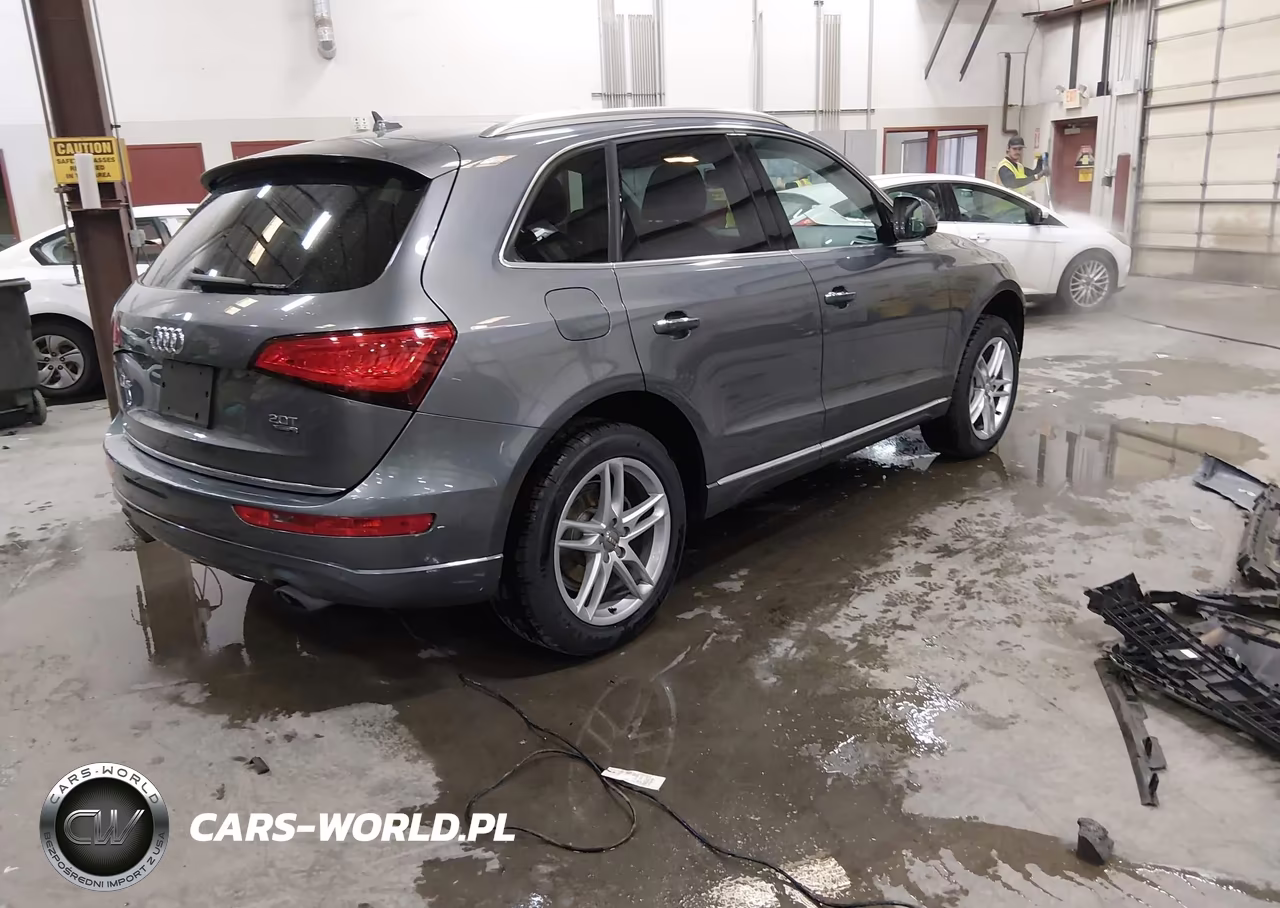 2016 Audi Q5 2.0T Premium VIN:WA1L2AFP0GA093151 - 4