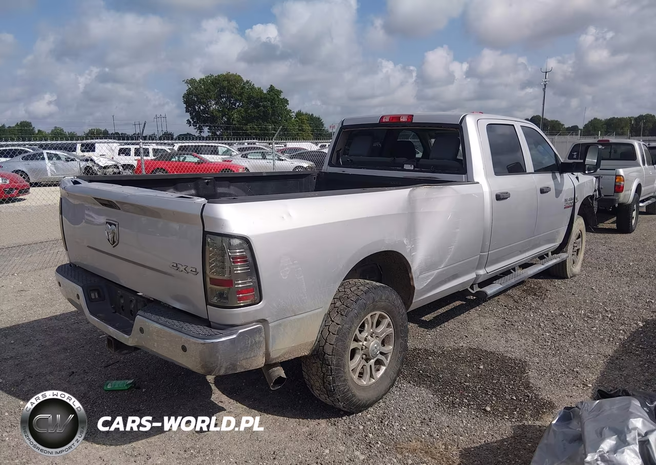 2014 Ram 2500 Tradesman VIN:3C6UR5HL0EG189746 - 4