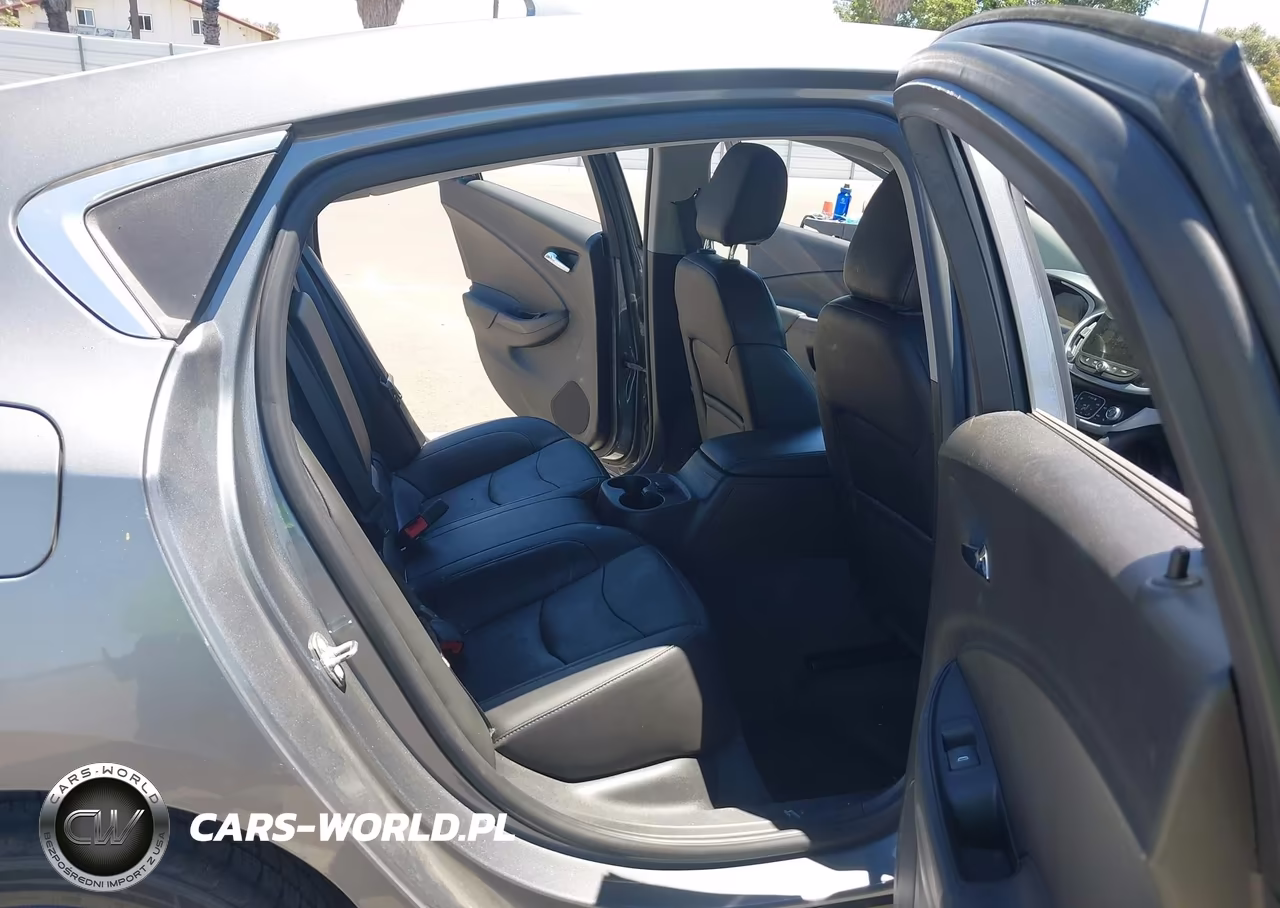 2018 Chevrolet Volt Lt VIN:1G1RC6S58JU106113 - 8