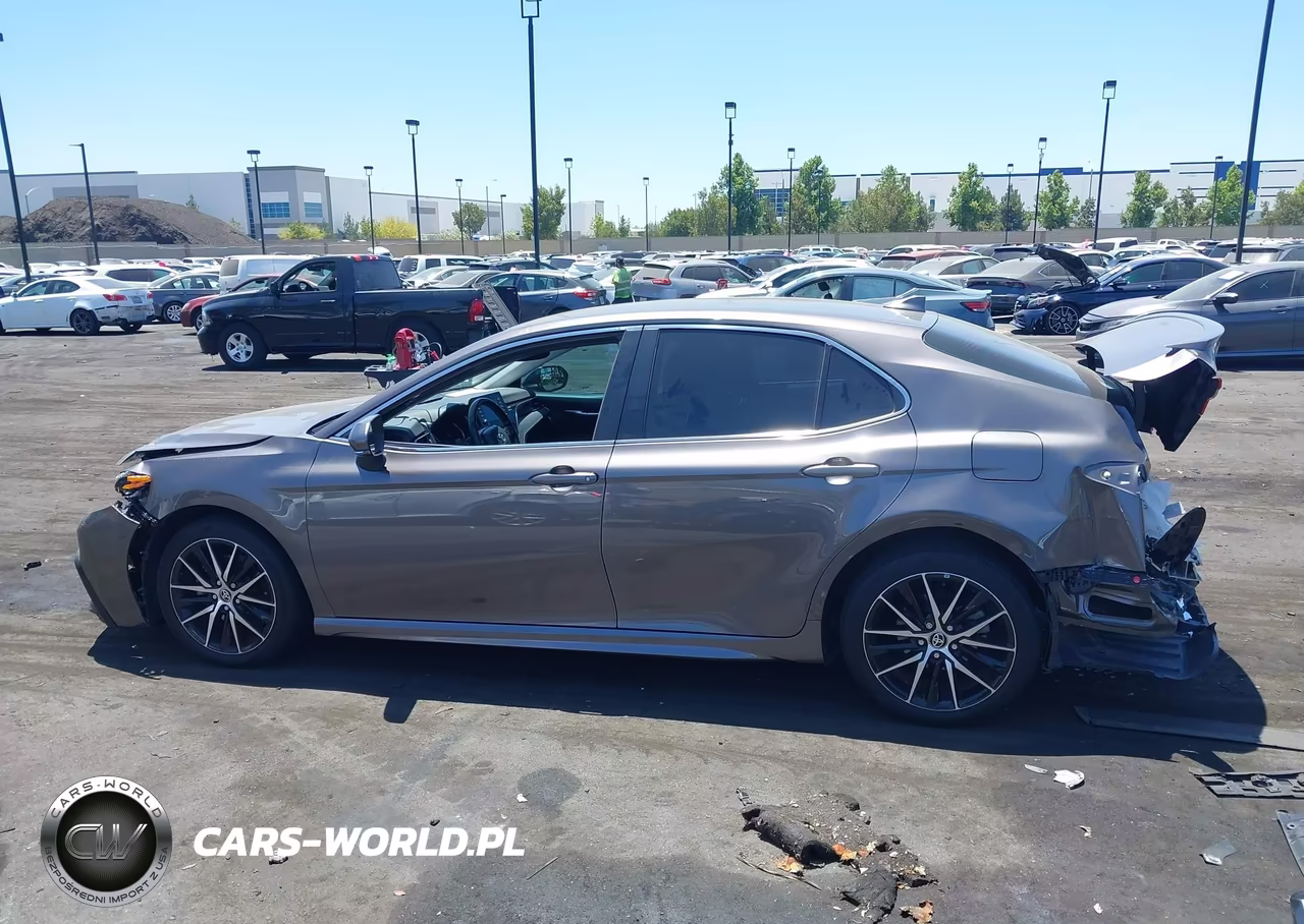 2023 Toyota Camry Se VIN:4T1T11AK8PU723075 - 14