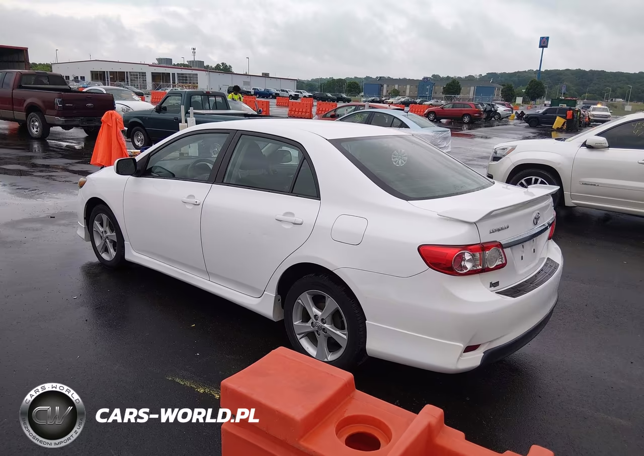 2012 Toyota Corolla S VIN:5YFBU4EE1CP027050 - 3