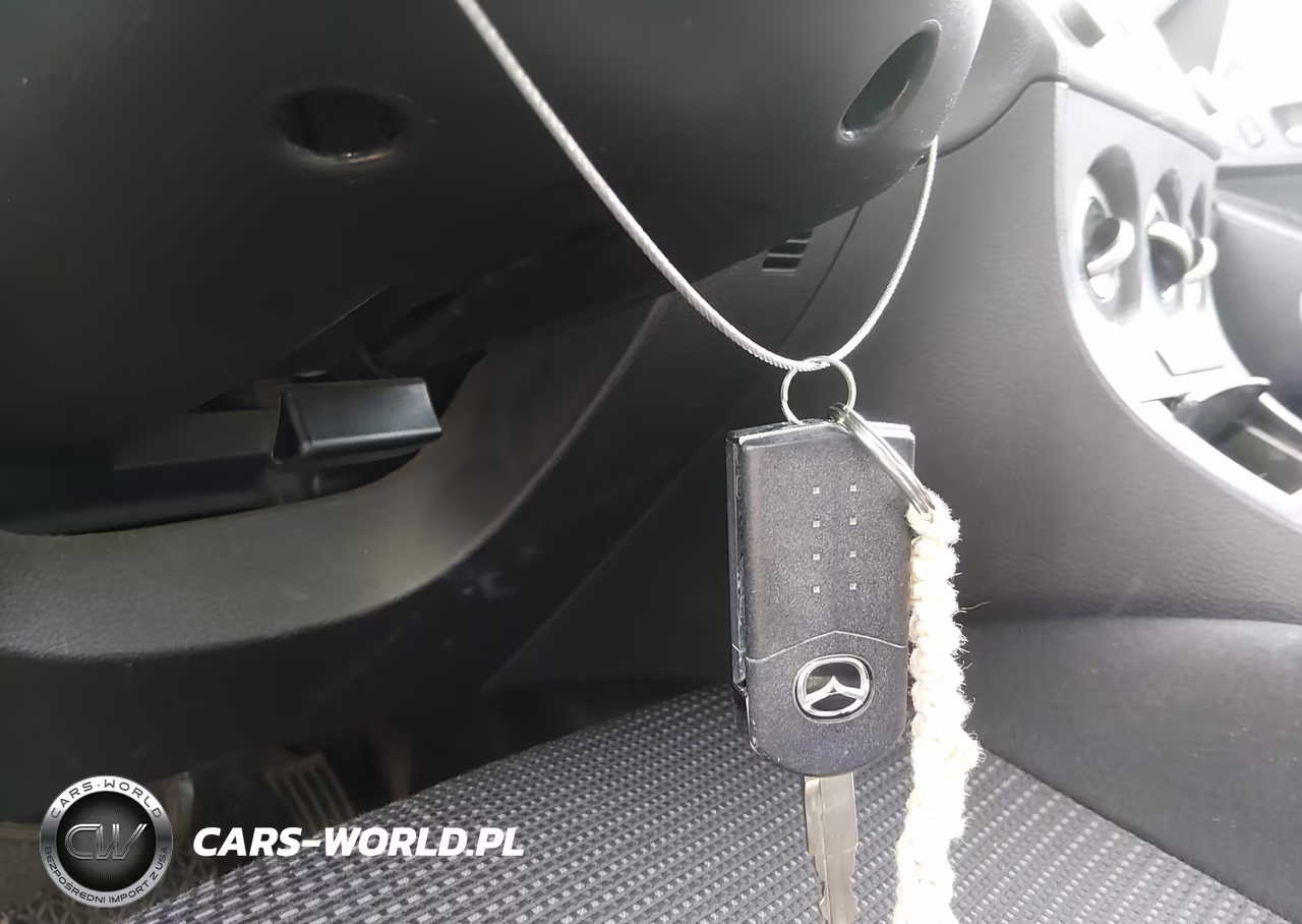 2013 Mazda Mazda3 I Sport VIN:JM1BL1UP9D1789455 - 11