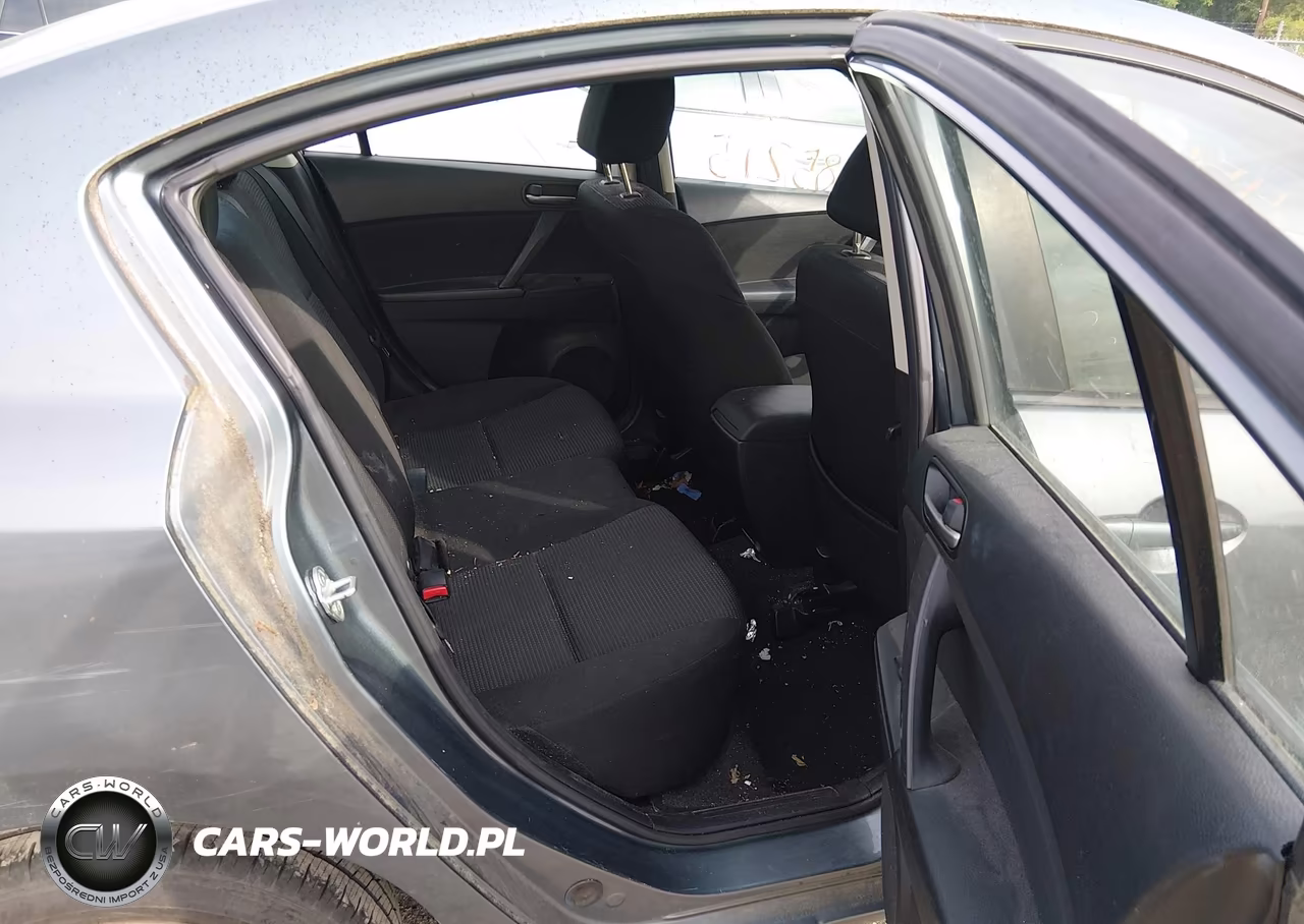 2013 Mazda Mazda3 I Sport VIN:JM1BL1UP9D1789455 - 8