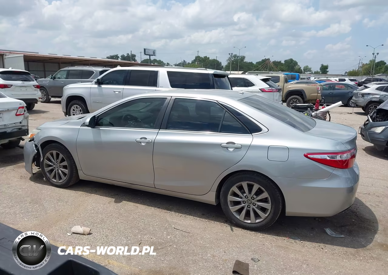 2015 Toyota Camry Xle VIN:4T4BF1FK5FR471781 - 14