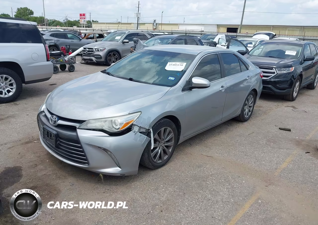 2015 Toyota Camry Xle VIN:4T4BF1FK5FR471781 - 2