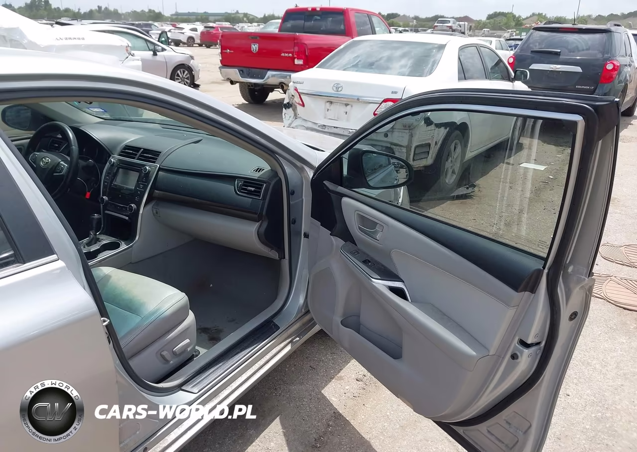 2015 Toyota Camry Xle VIN:4T4BF1FK5FR471781 - 5