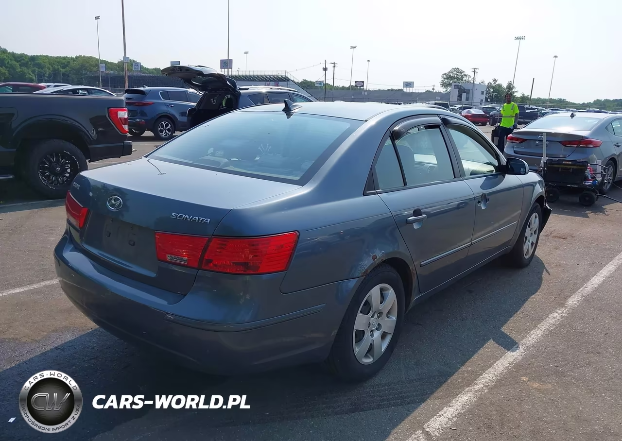 2010 Hyundai Sonata Gls VIN:5NPET4AC2AH619393 - 4