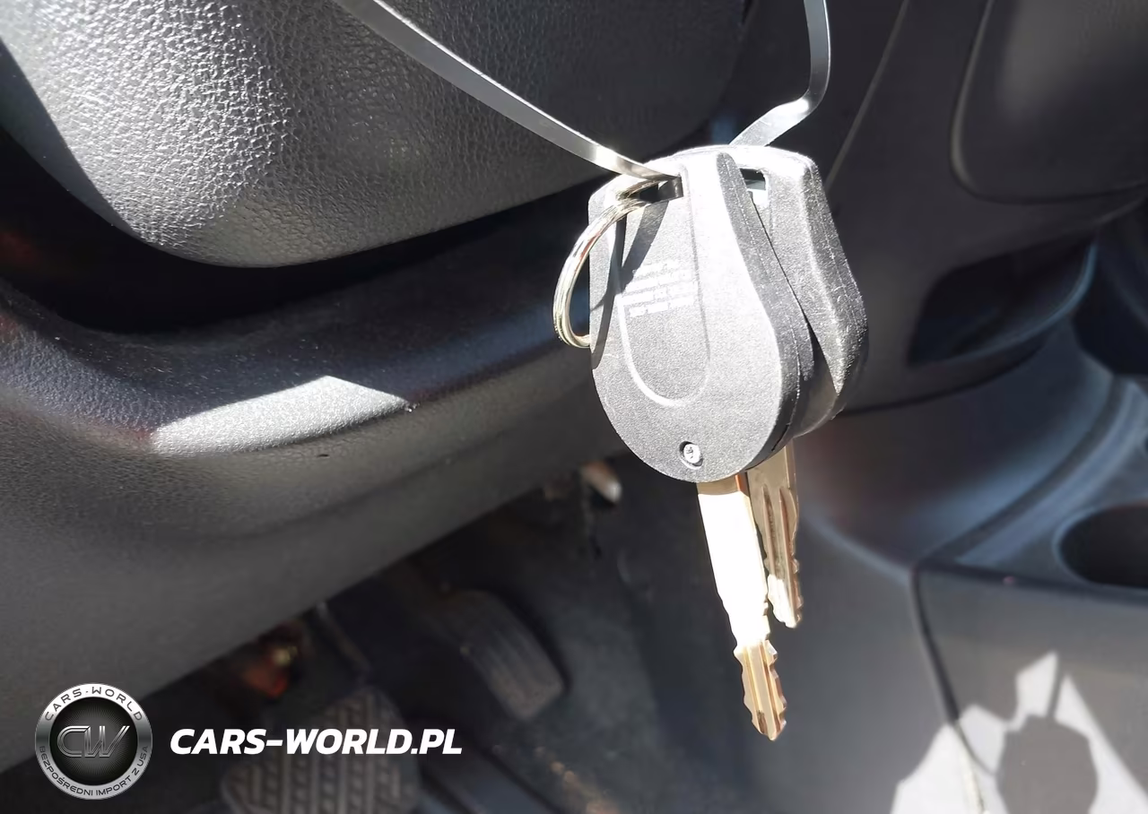 2015 Nissan Versa Note S (Sr)-S Plus-Sl-Sr-Sv VIN:3N1CE2CPXFL395239 - 11