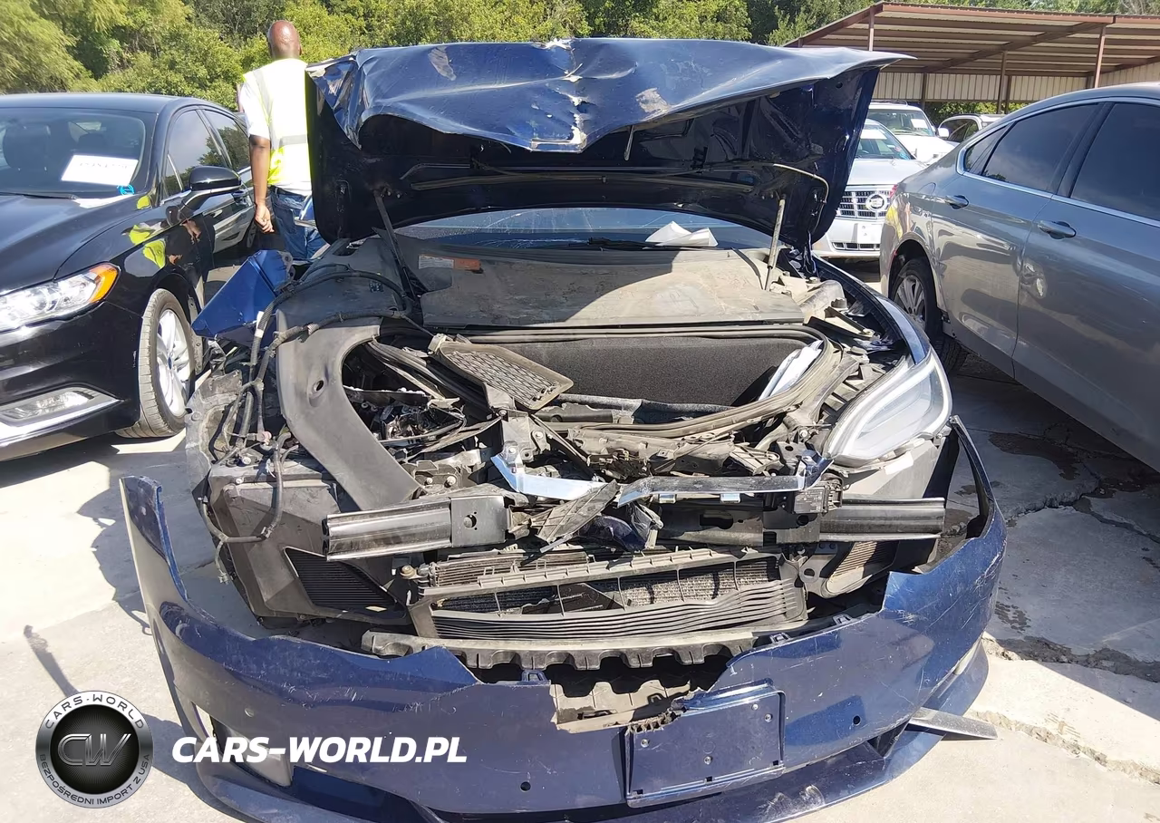 2017 Tesla Model S 60-75 VIN:5YJSA1E18HF228421 - 11