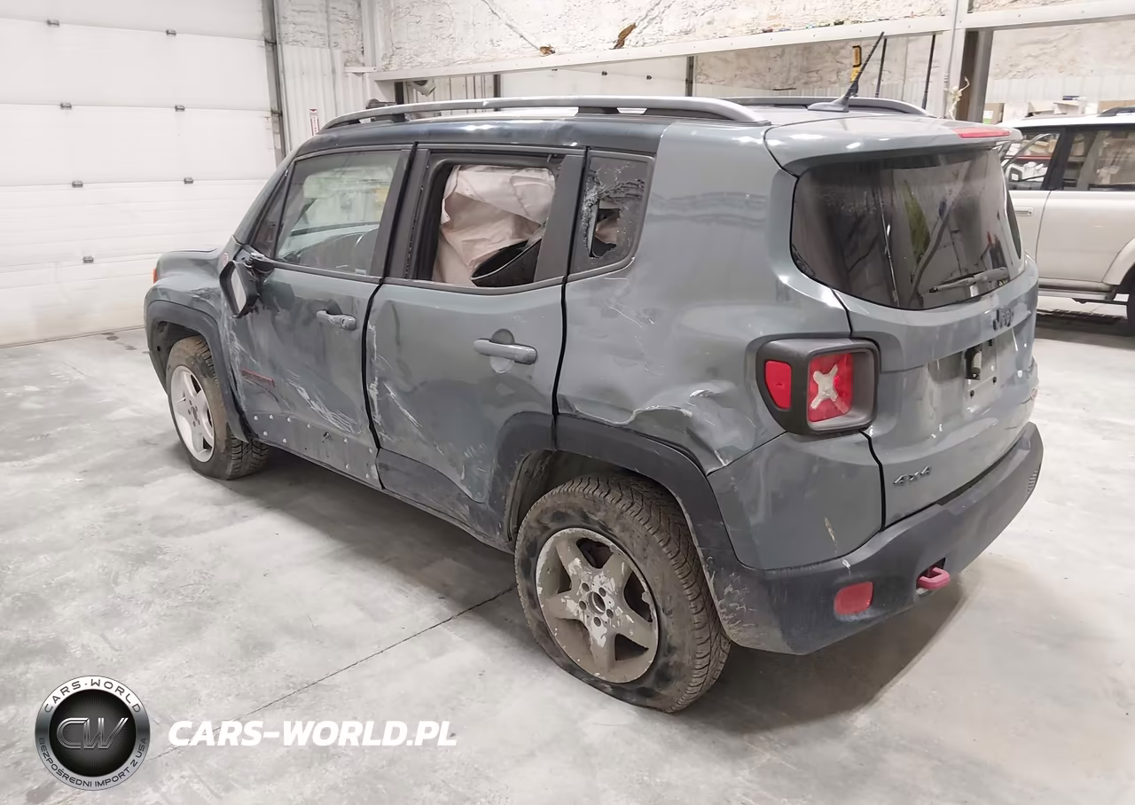2015 Jeep Renegade Trailhawk VIN:ZACCJBCT6FPC20953 - 3