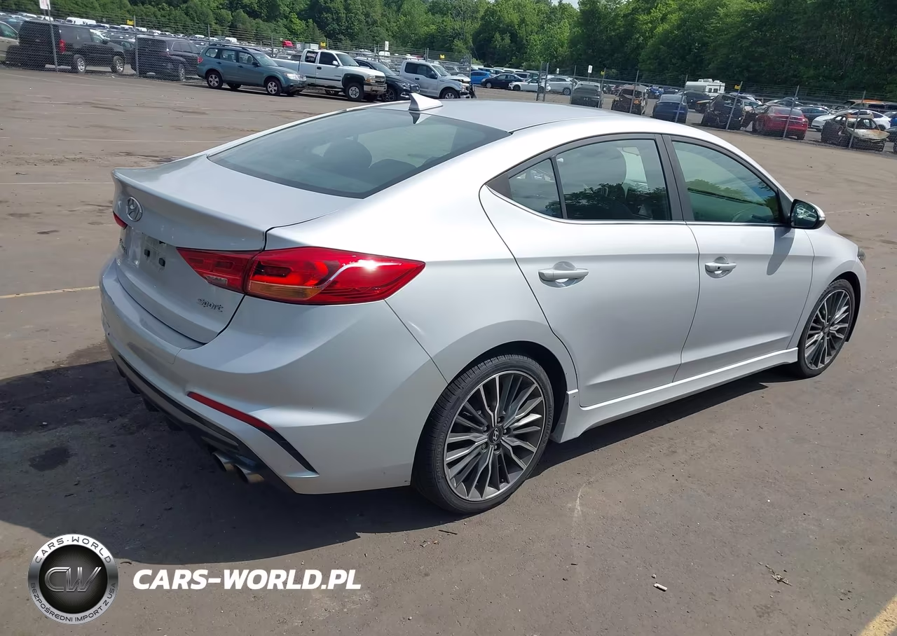 2017 Hyundai Elantra Sport VIN:KMHD04LB7HU363577 - 4