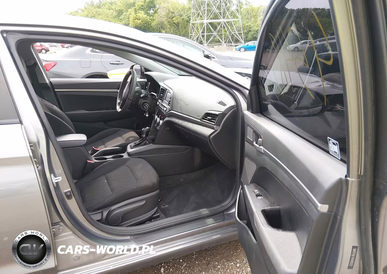 2019 Hyundai Elantra Se VIN:5NPD74LF7KH405122 - 5