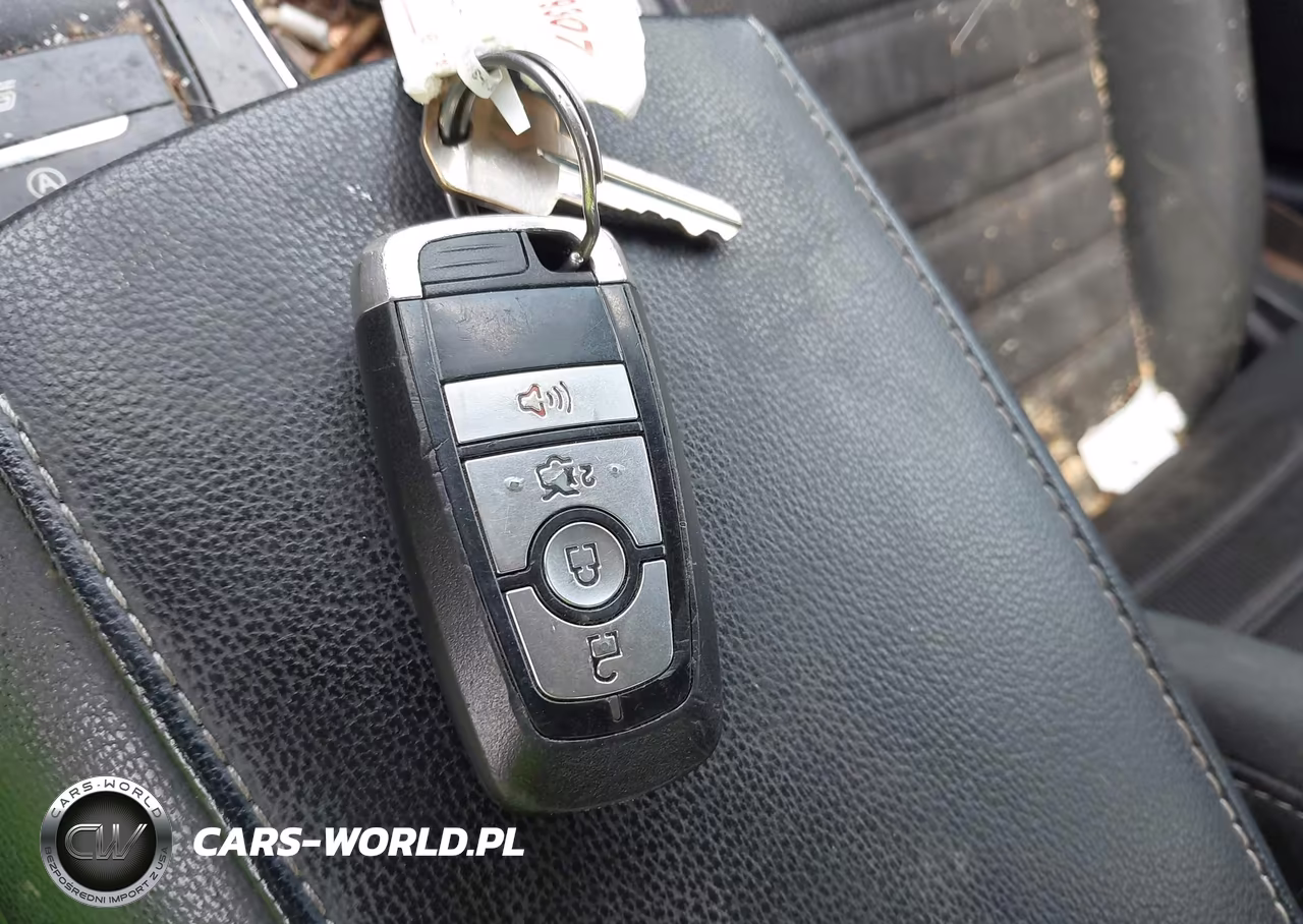 2020 Ford Fusion Se VIN:3FA6P0HD7LR109336 - 11
