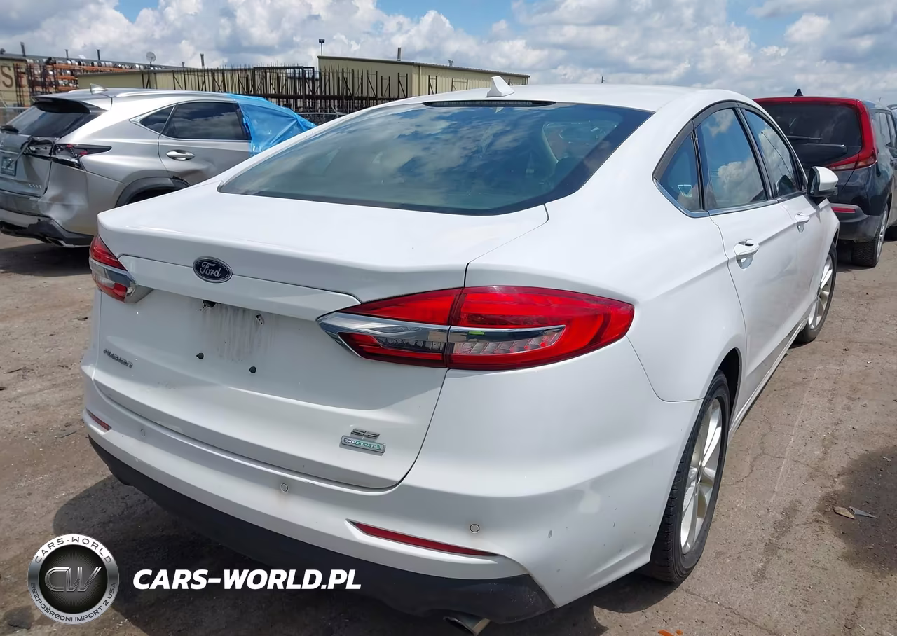 2020 Ford Fusion Se VIN:3FA6P0HD7LR109336 - 4