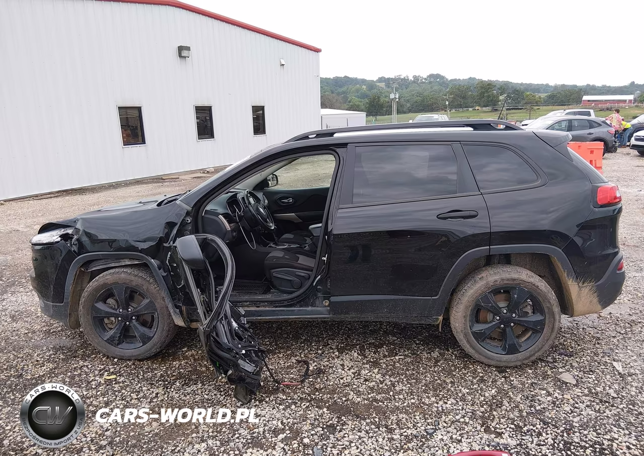 2017 Jeep Cherokee Altitude VIN:1C4PJLAS0HW654728 - 14