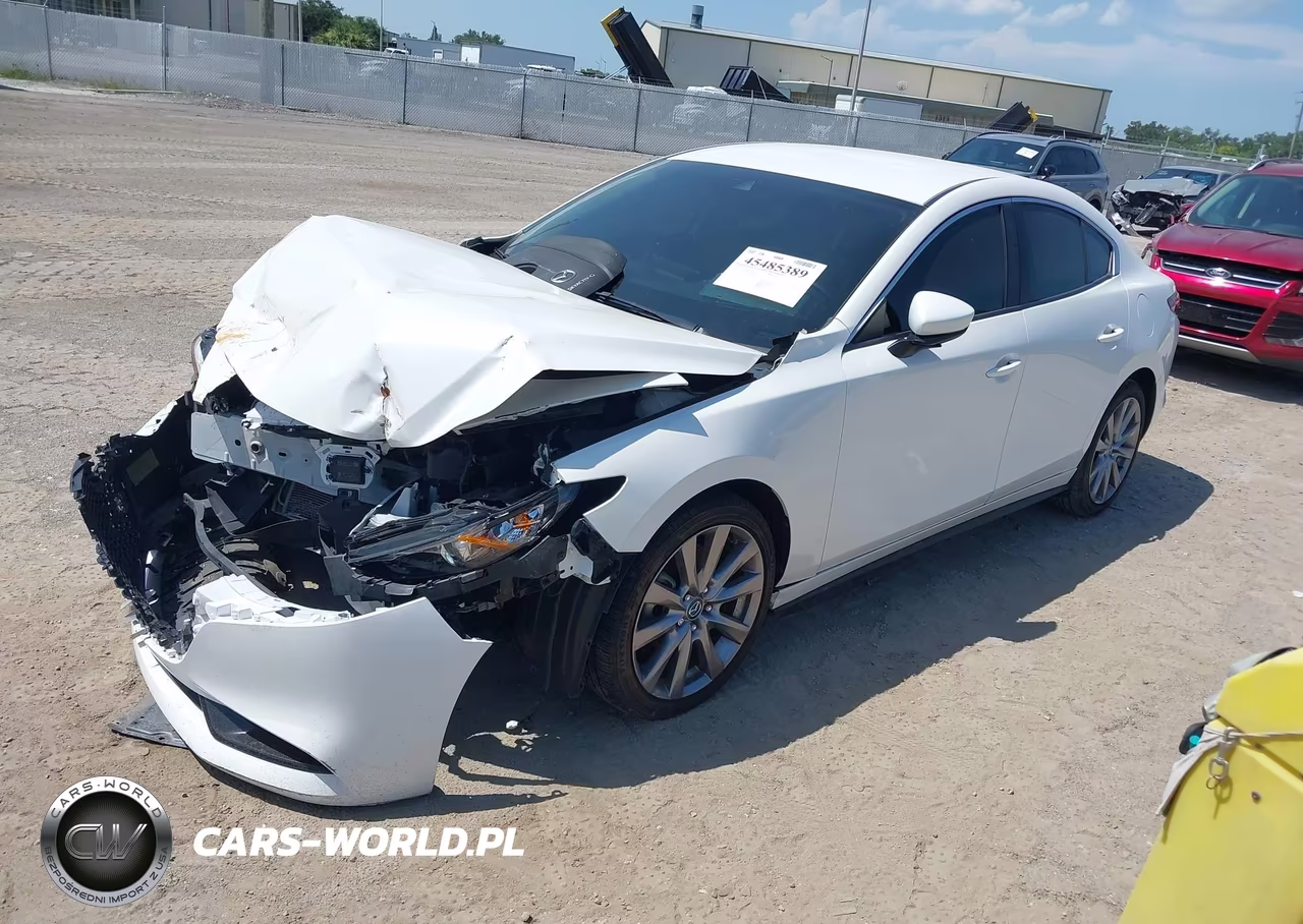 2019 Mazda Mazda3 Preferred Package VIN:3MZBPADL1KM105786 - 2