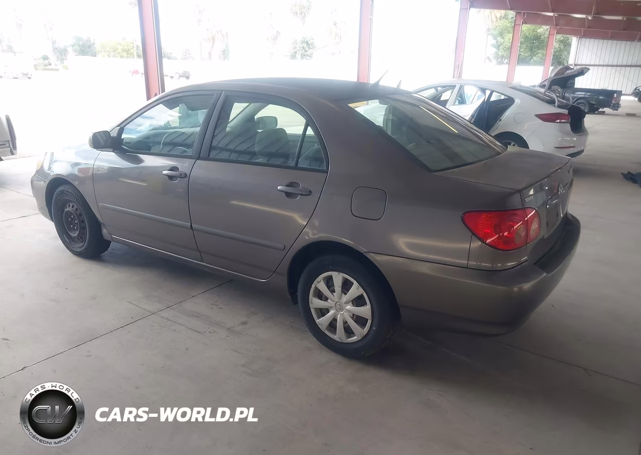 2007 Toyota Corolla Le VIN:1NXBR32E57Z925736 - 3