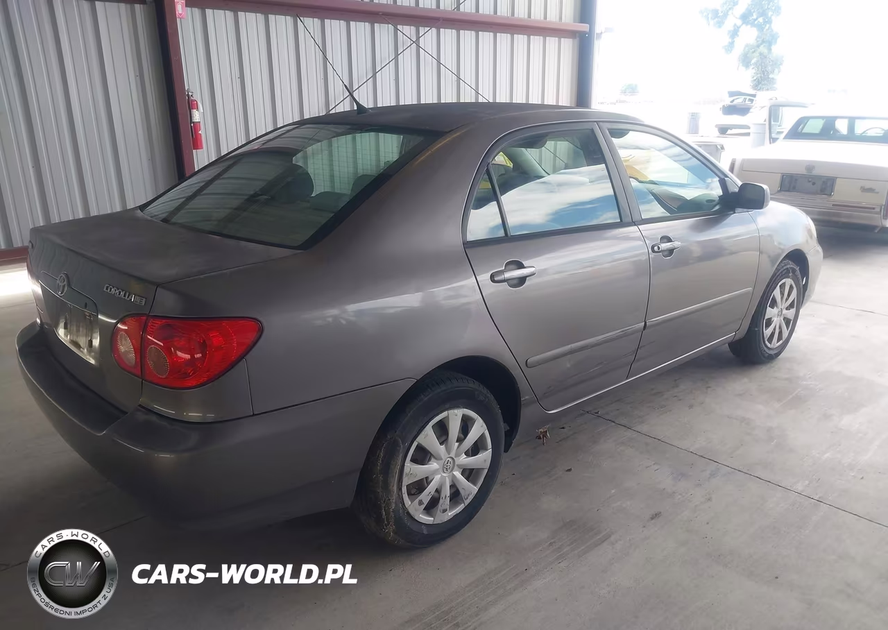 2007 Toyota Corolla Le VIN:1NXBR32E57Z925736 - 4
