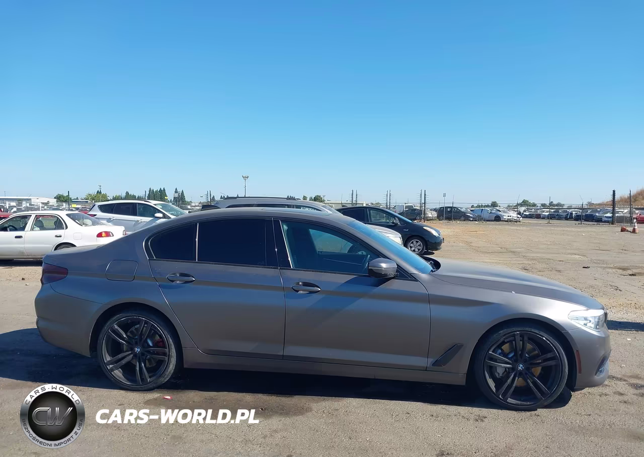 2020 BMW 530I VIN:WBAJR3C03LCE48100 - 13