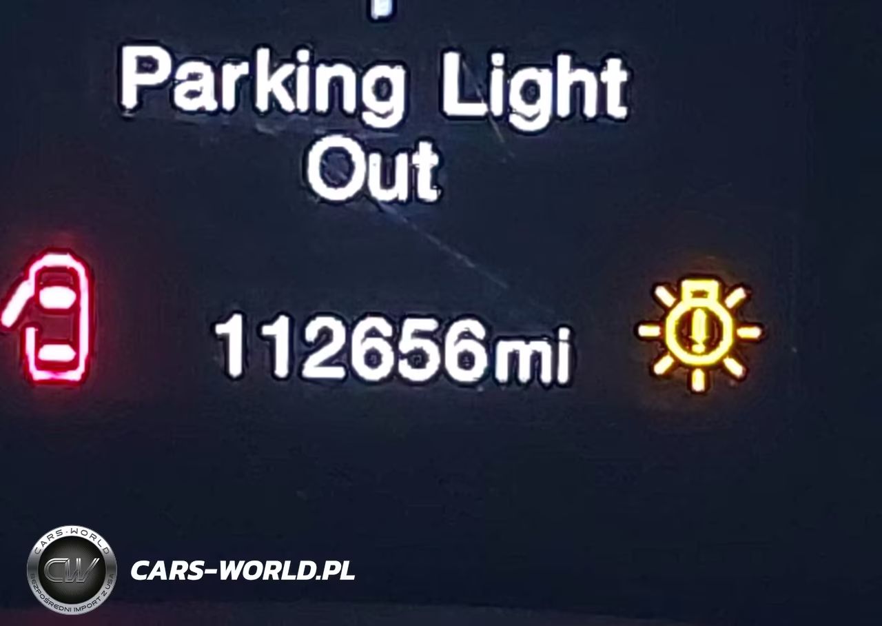 2018 Jeep Renegade Altitude 4X4 VIN:ZACCJBBB6JPG93642 - 16