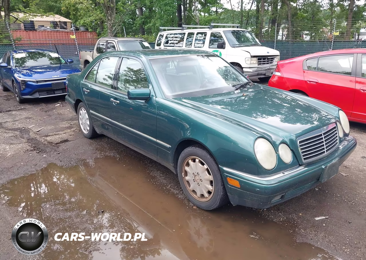 1999 Mercedes-Benz E 320 – zdjęcie 1 z 11