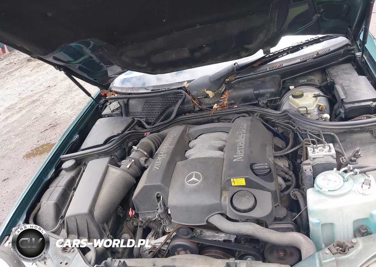 1999 Mercedes-Benz E 320 VIN:WDBJF65H4XA929325 - 10