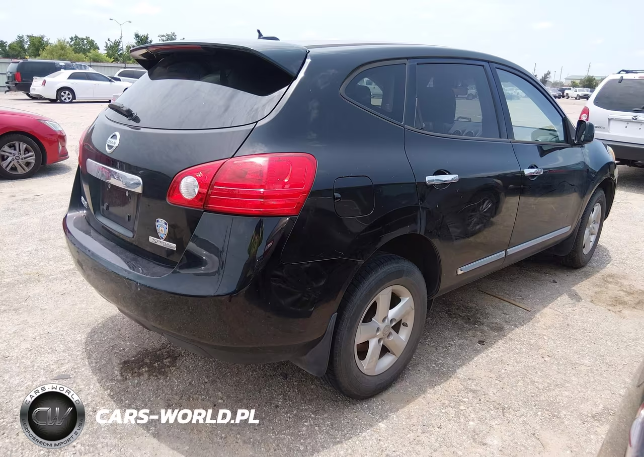 2013 Nissan Rogue S VIN:JN8AS5MT0DW040621 - 4