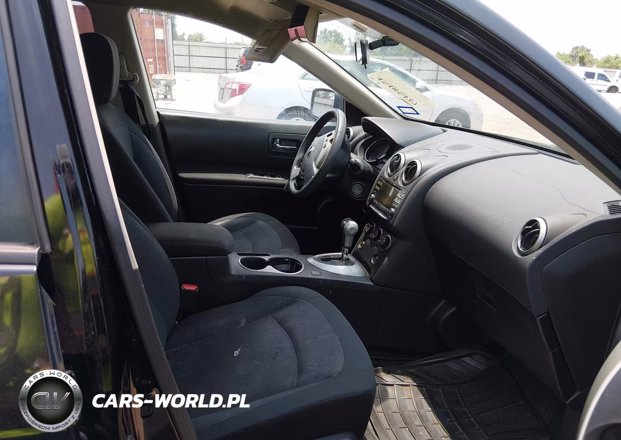 2013 Nissan Rogue S VIN:JN8AS5MT0DW040621 - 5