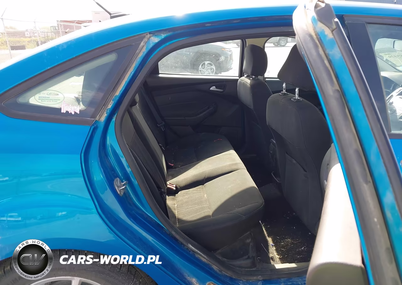 2016 Ford Focus Se VIN:1FADP3F21GL238221 - 8