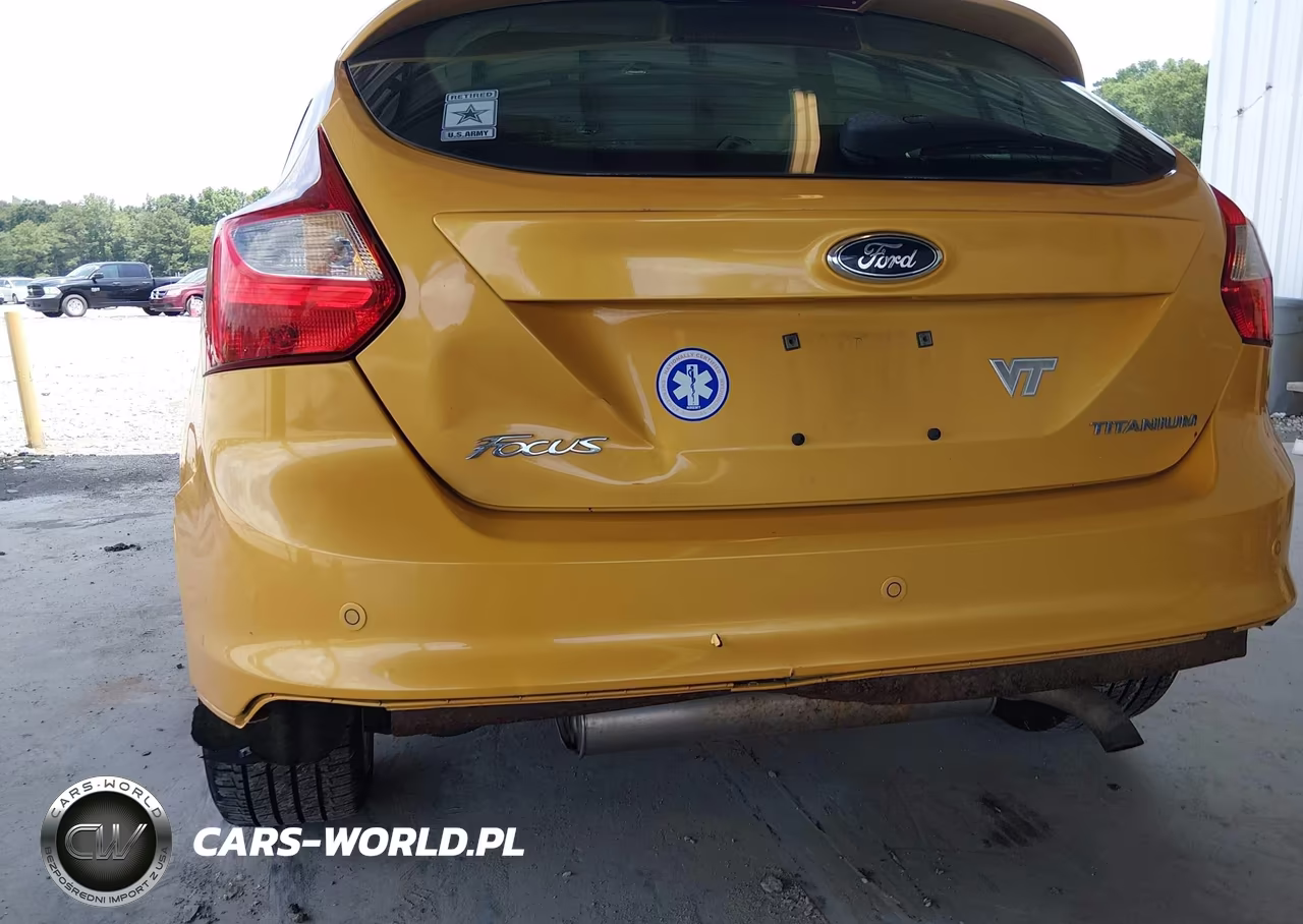 2012 Ford Focus Titanium VIN:1FAHP3N26CL323312 - 6