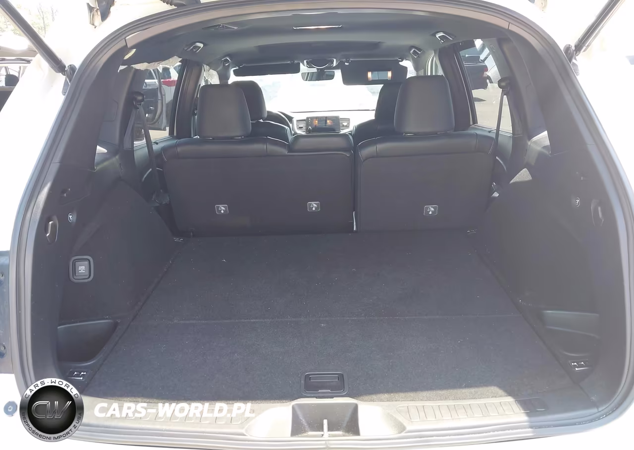 2019 Honda Passport Elite VIN:5FNYF8H04KB003511 - 17