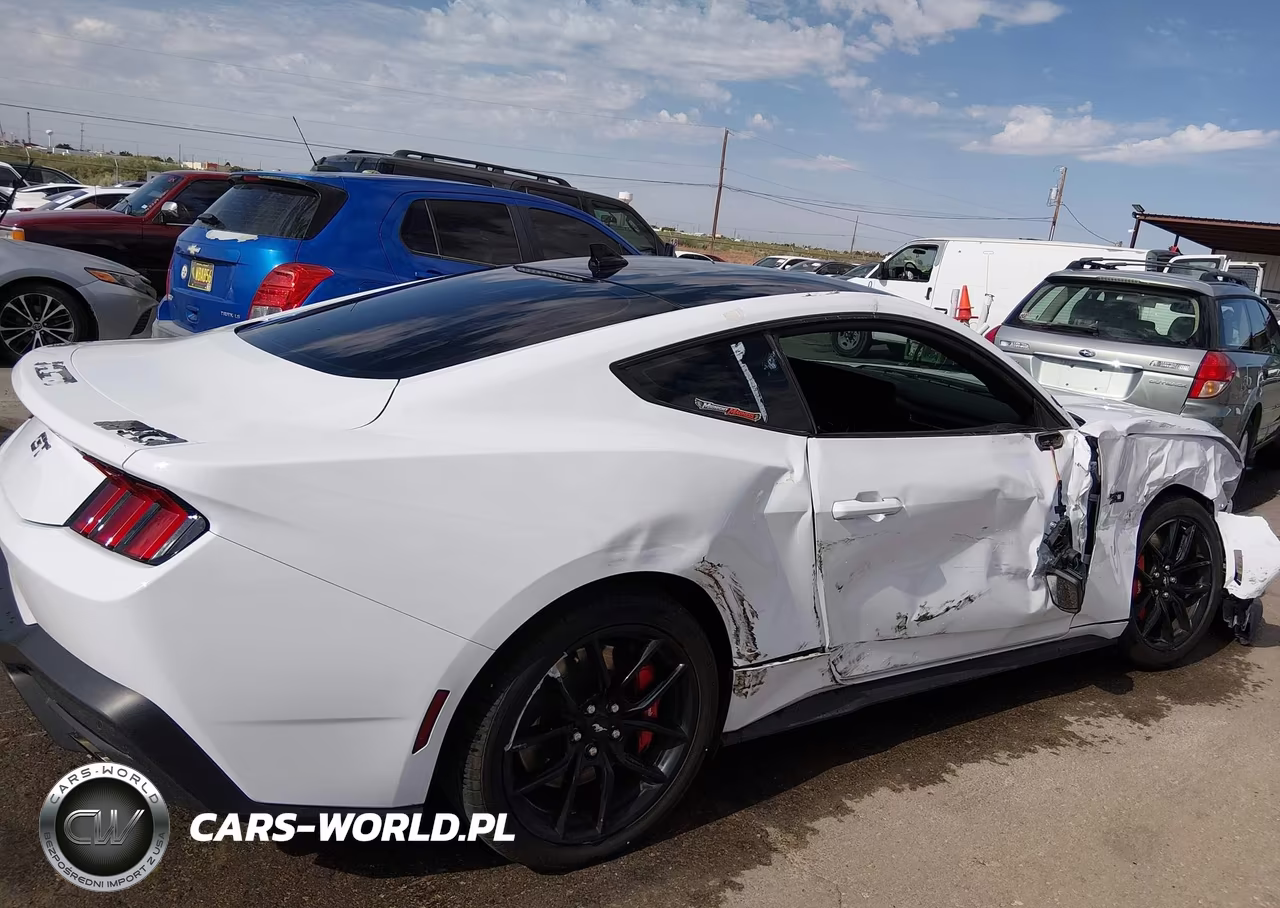 2025 Ford Mustang Gt Premium Fastback VIN:1FA6P8CF5S5412821 - 13