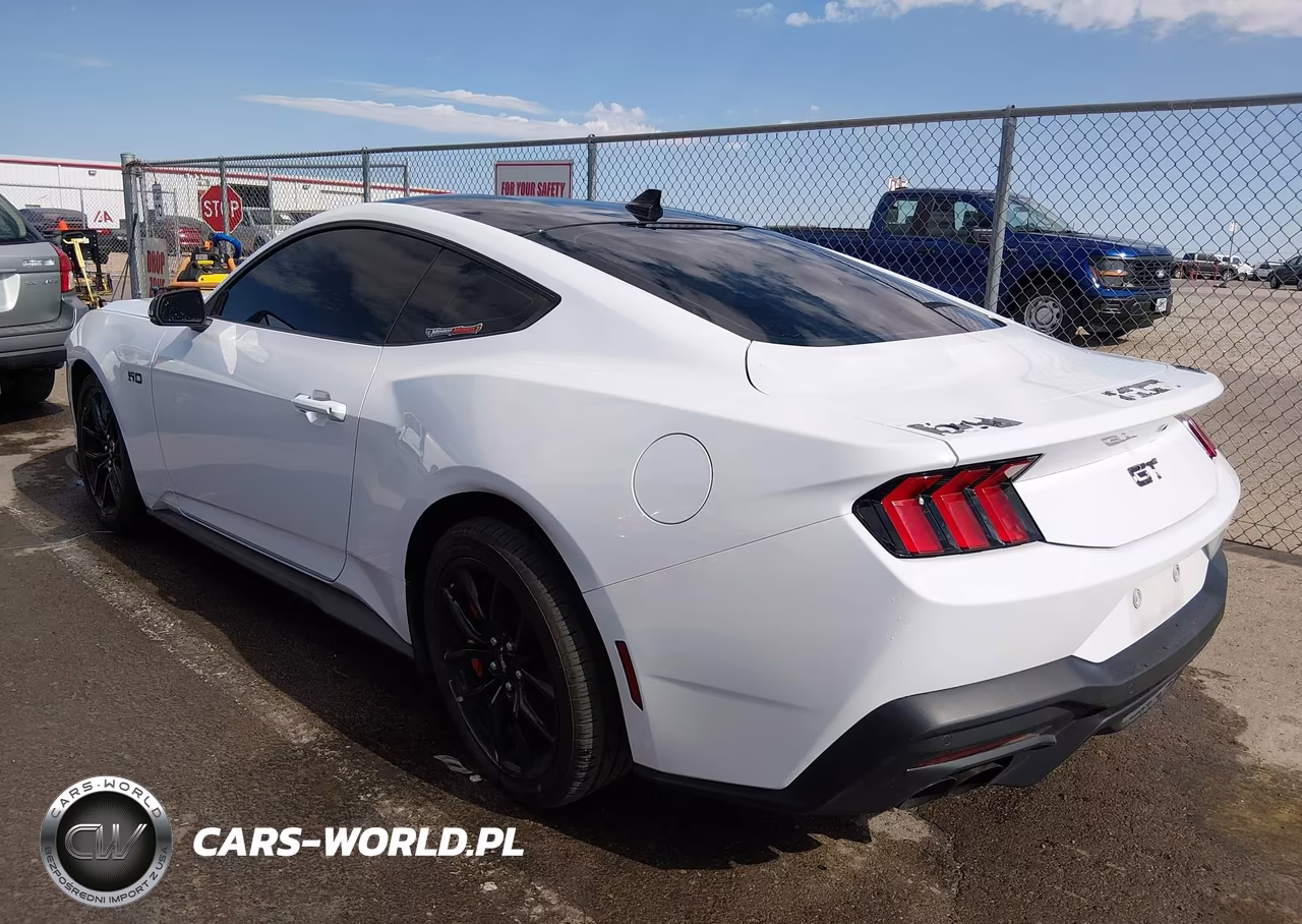 2025 Ford Mustang Gt Premium Fastback VIN:1FA6P8CF5S5412821 - 3