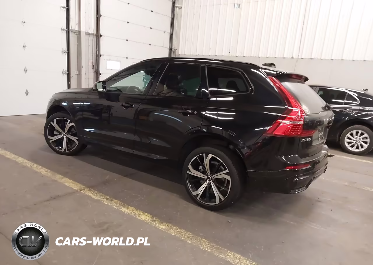 2024 Volvo Xc60 Recharge Plug-In Hybrid T8 Ultimate Dark Theme VIN:YV4H60DM7R1842045 - 3