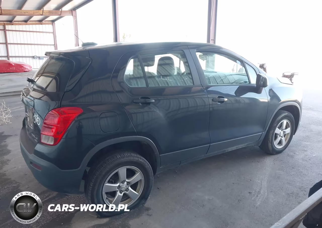 2015 Chevrolet Trax Ls VIN:3GNCJPSB9FL252012 - 4