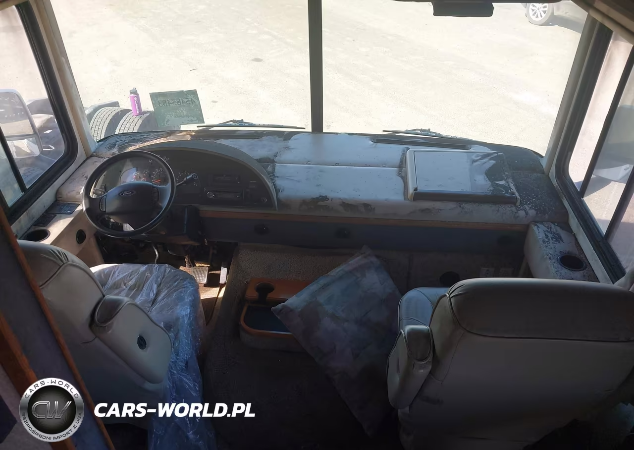 2003 Ford F550 Super Duty Stripped Chass VIN:1FCNF53SX30A00493 - 5