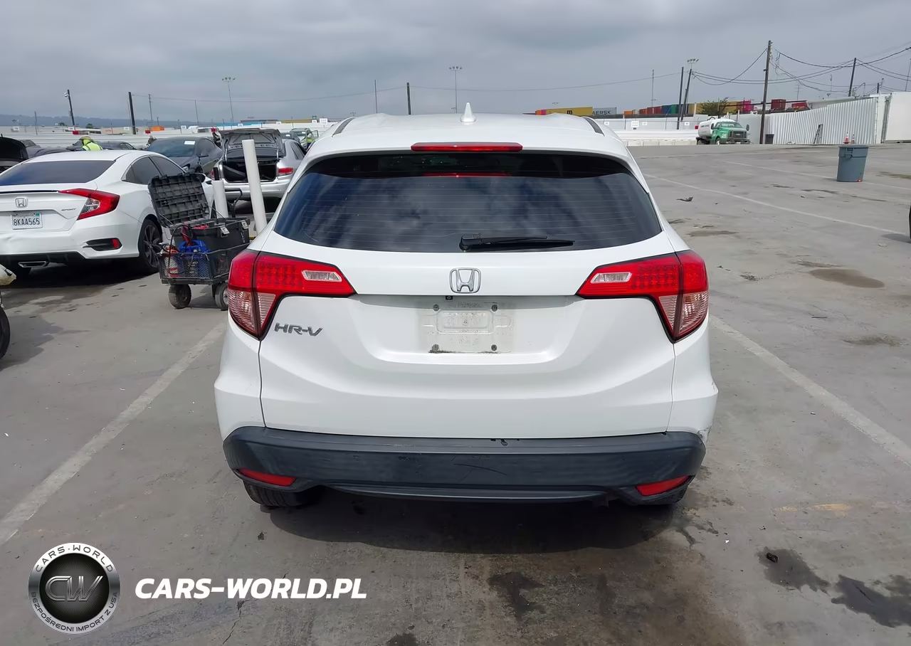 2018 Honda Hr-V Lx VIN:3CZRU5H33JM720585 - 16