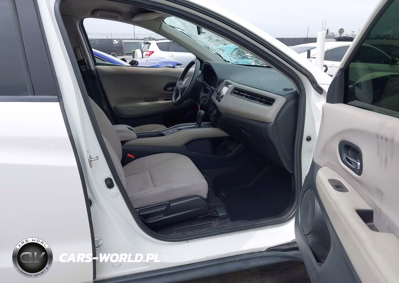 2018 Honda Hr-V Lx VIN:3CZRU5H33JM720585 - 5