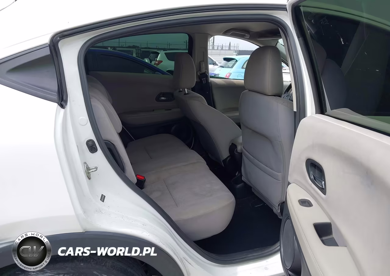 2018 Honda Hr-V Lx VIN:3CZRU5H33JM720585 - 8