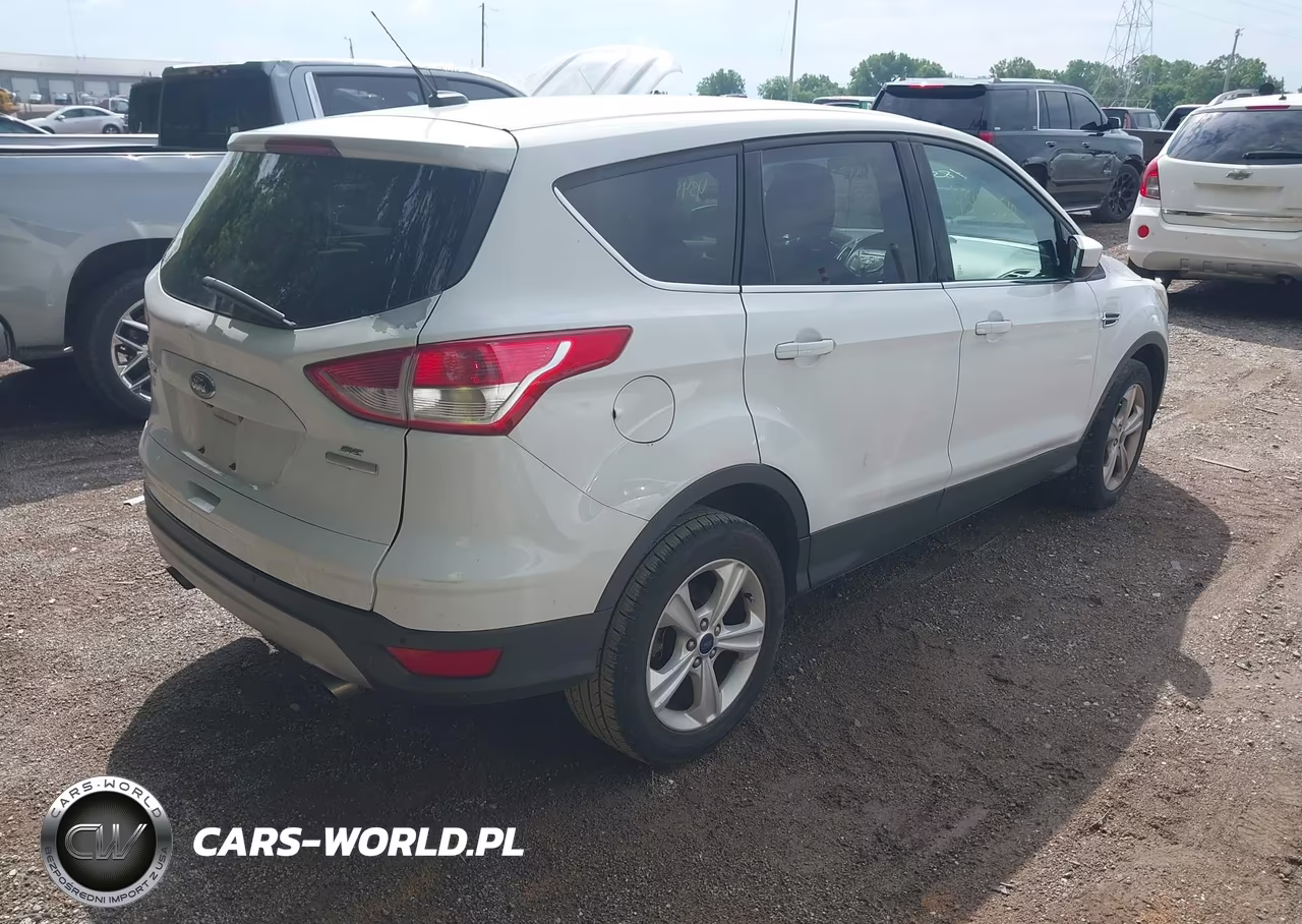 2016 Ford Escape Se VIN:1FMCU0GX7GUC30203 - 4